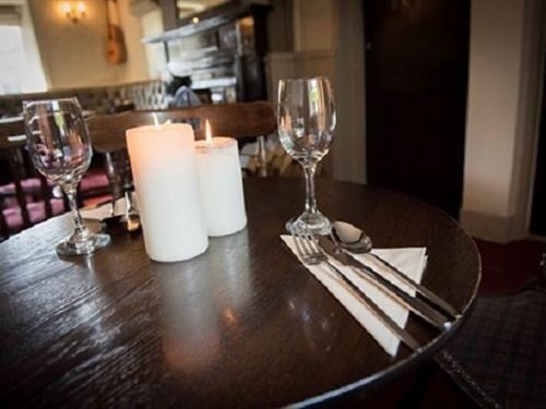 The Red Lion Inn Холмфирт Экстерьер фото
